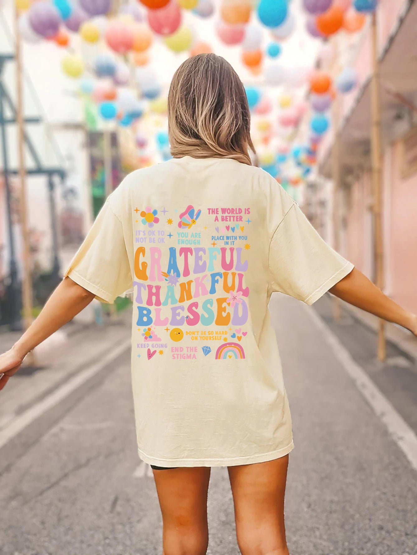 Letter Graphic Round Neck Short Sleeve T-Shirt - Lojy Shop
