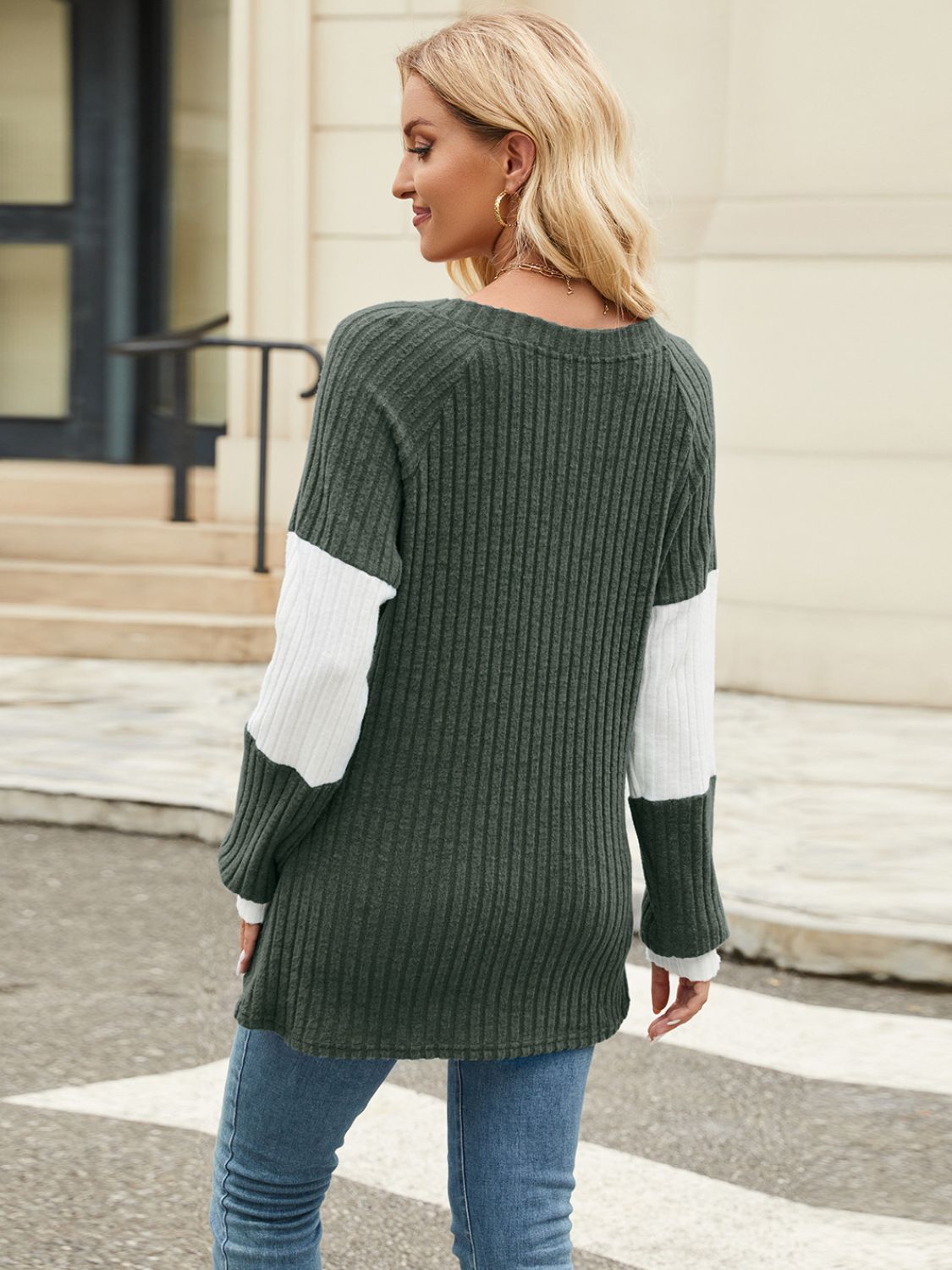 Color Block V-Neck Long Sleeve T-Shirt - Lojy Shop