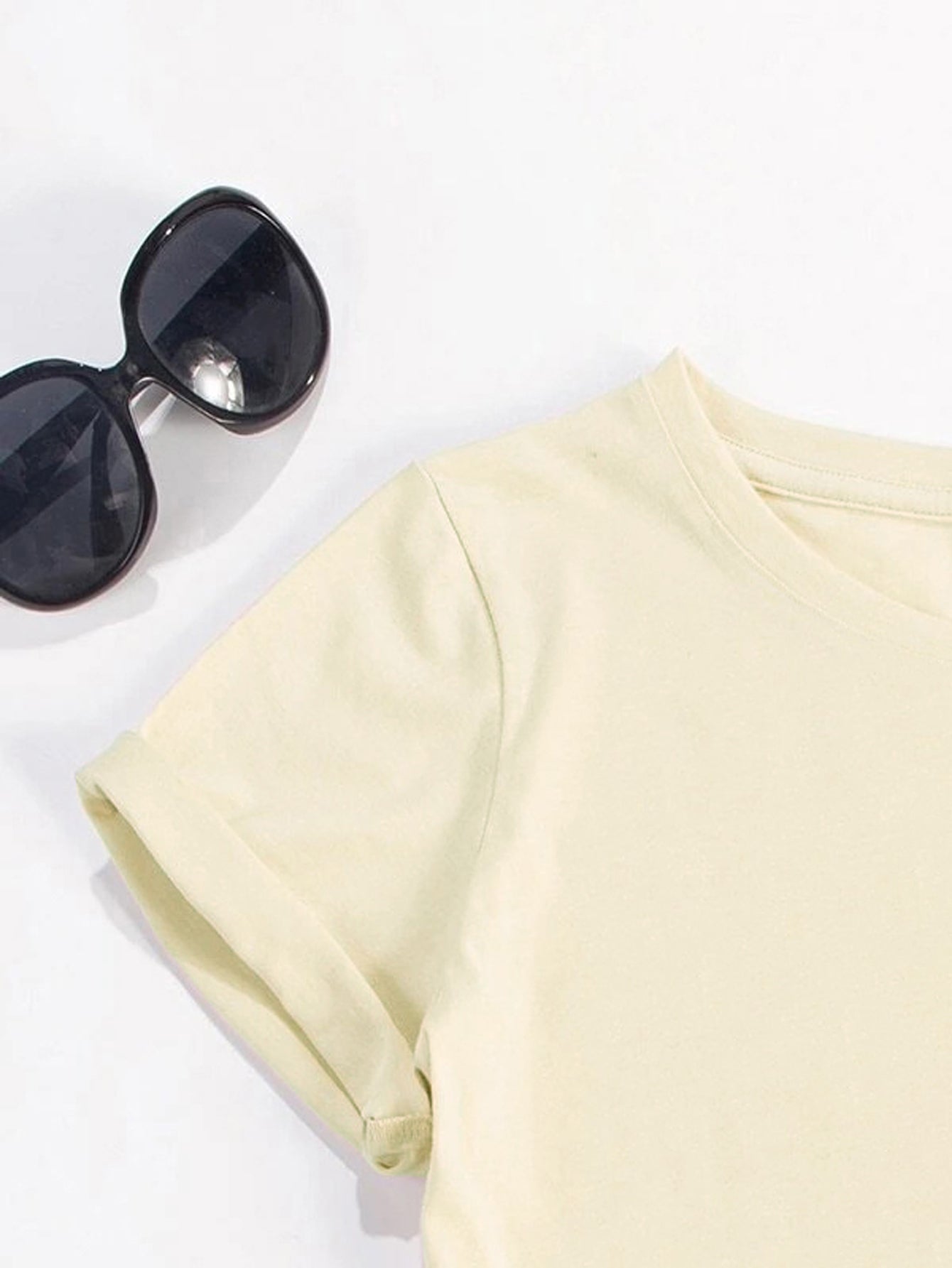 Letter Graphic Round Neck Short Sleeve T-Shirt - Lojy Shop