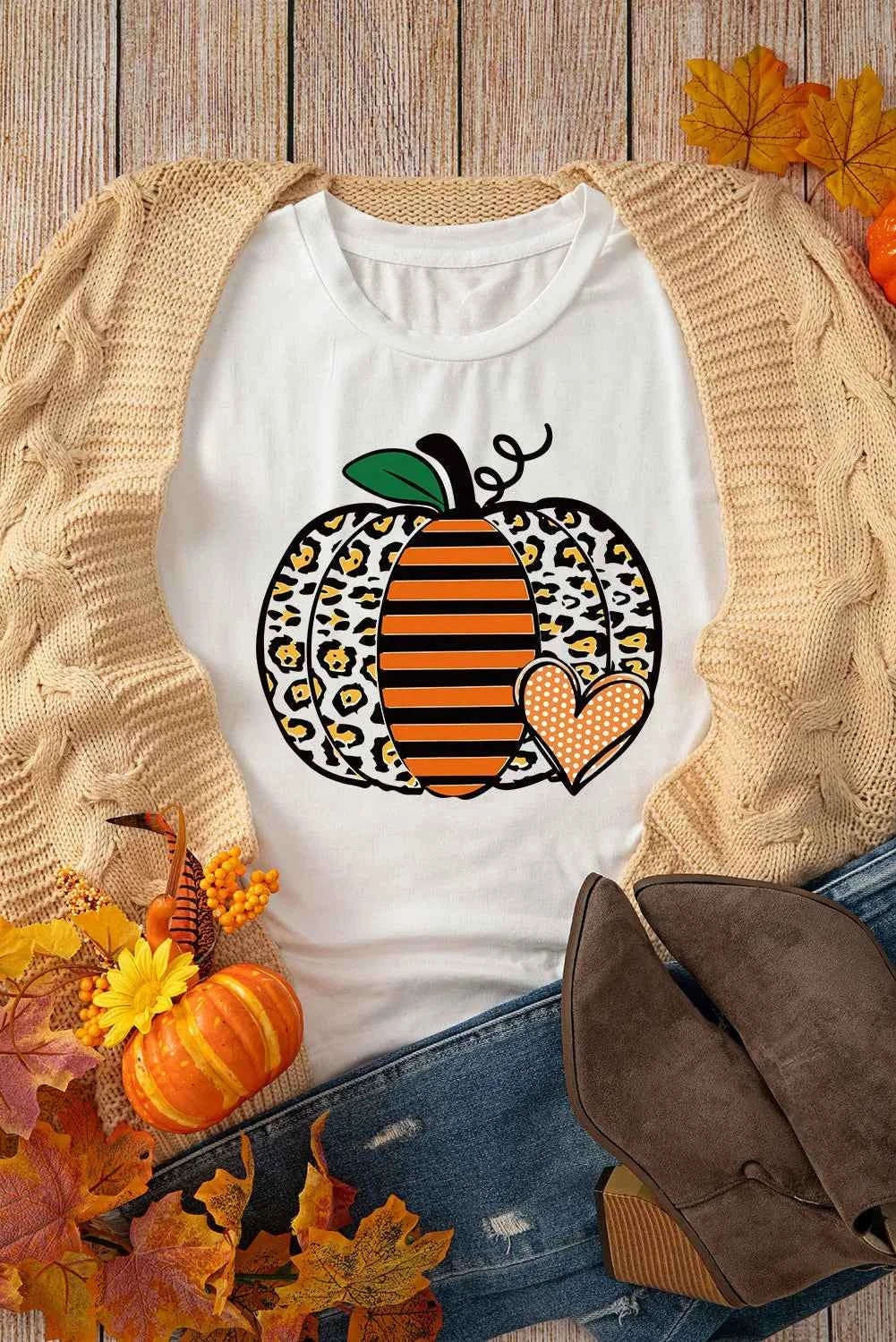 Pumpkin Graphic Round Neck Short Sleeve T-Shirt - Lojy Shop