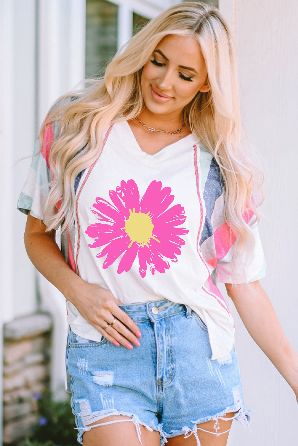 Daisy Graphic V-Neck Half Sleeve T-Shirt - Lojy Shop