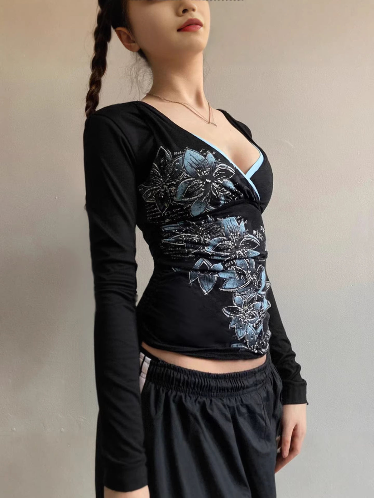 Floral Print V-Neck Long Sleeve T-Shirt