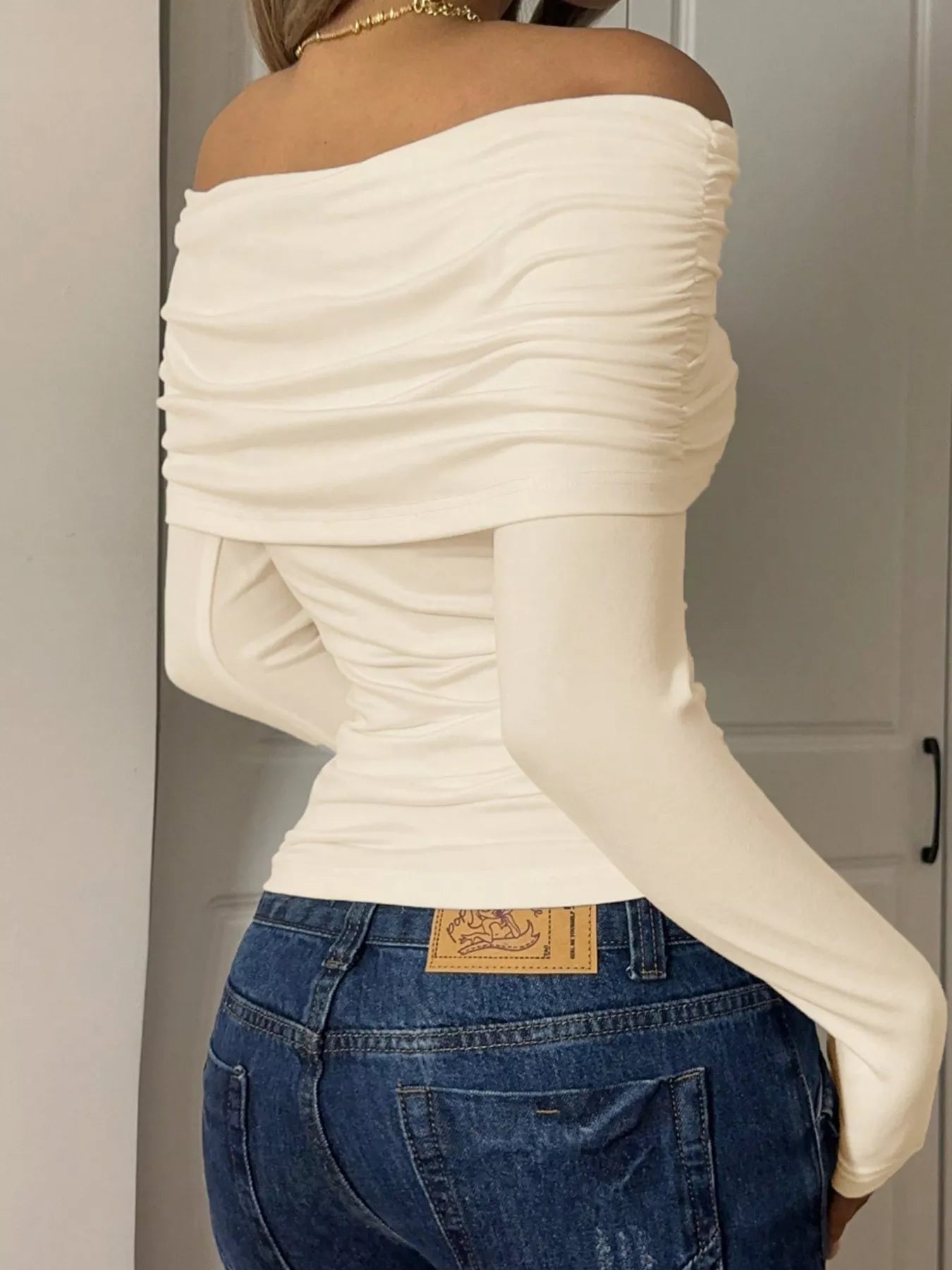 Off-Shoulder Ruched Long Sleeve T-Shirt