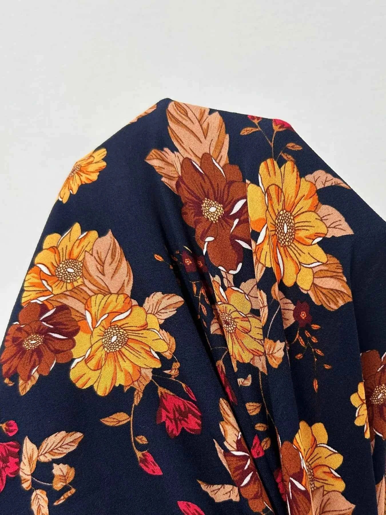 Plus Size Floral Print Tie Neck Short Sleeve Dress