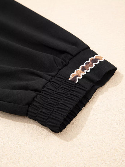 Contrast Trim Bracelet Sleeve Shift Mini Dress