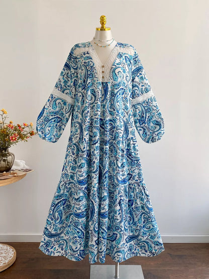 Plus Size Bohemian Paisley Print V-Neck Dress