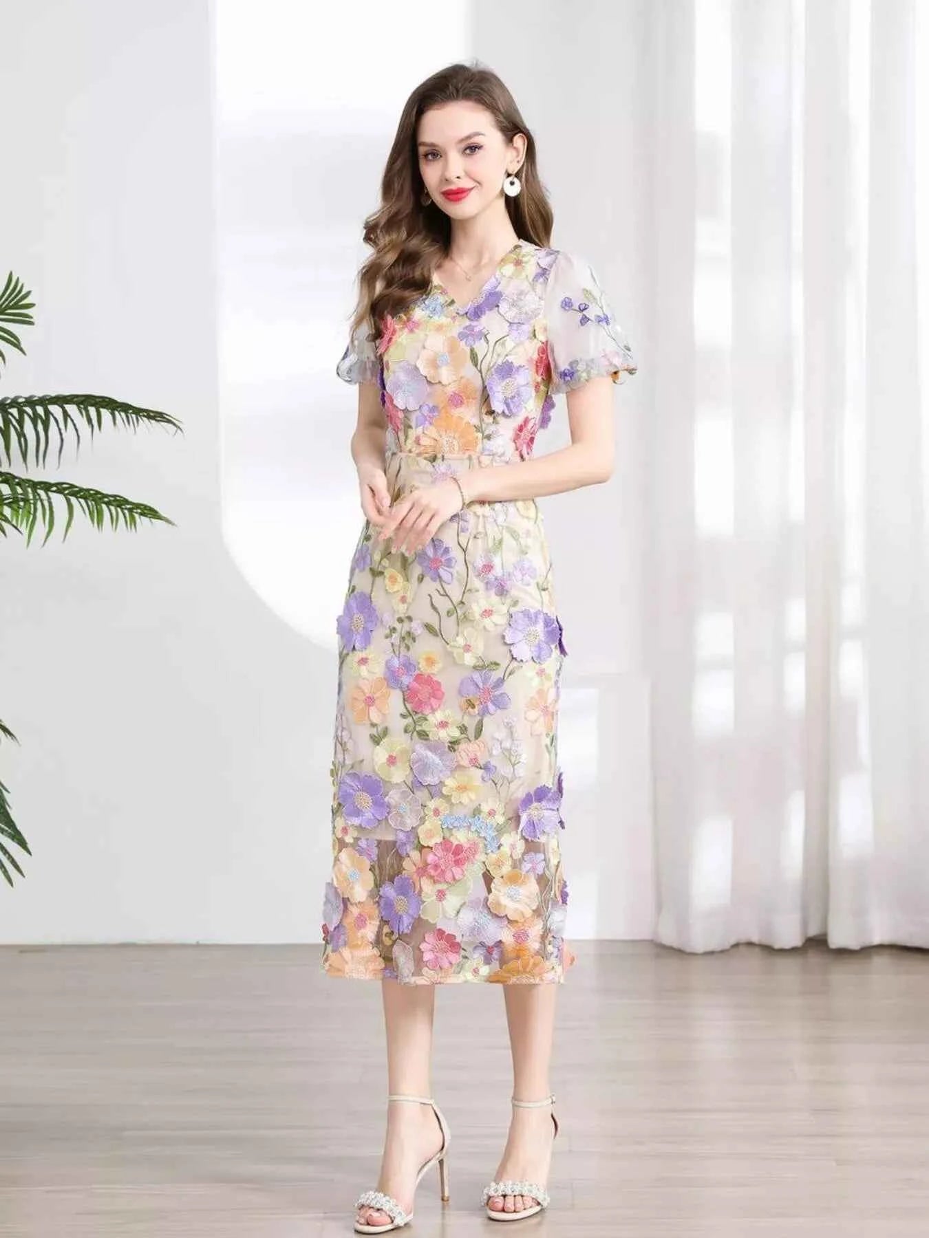 Floral Embroidered Puff Sleeve Midi Dress